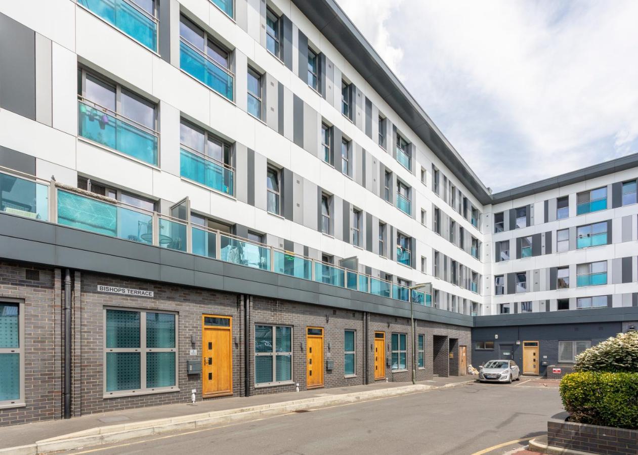 1 Bed Apartment - Redhill Central, Surrey, Gatwick #2 מראה חיצוני תמונה